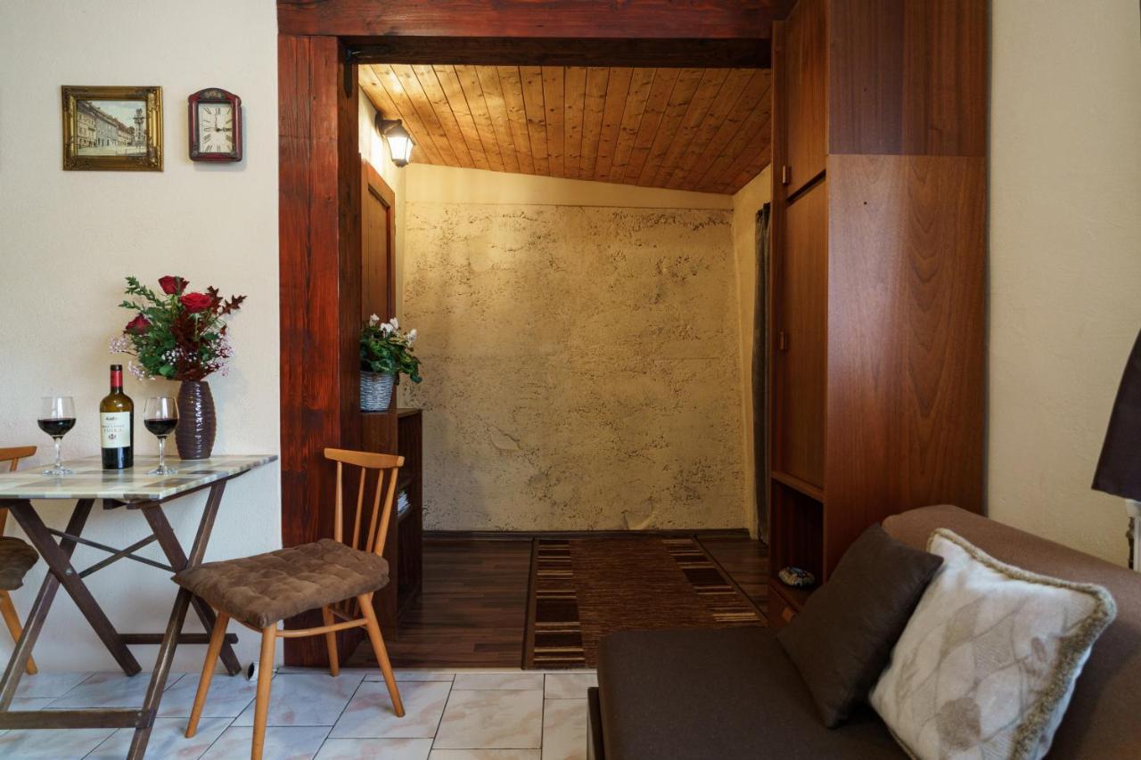 Apartment Melita - The Very Centre Of Town Banska Stiavnica Exterior photo